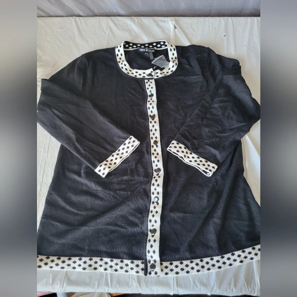 NEW Cable & Gauge Black Cardigan with White Polka Dot Trim, Size Large - Picture 6 of 6